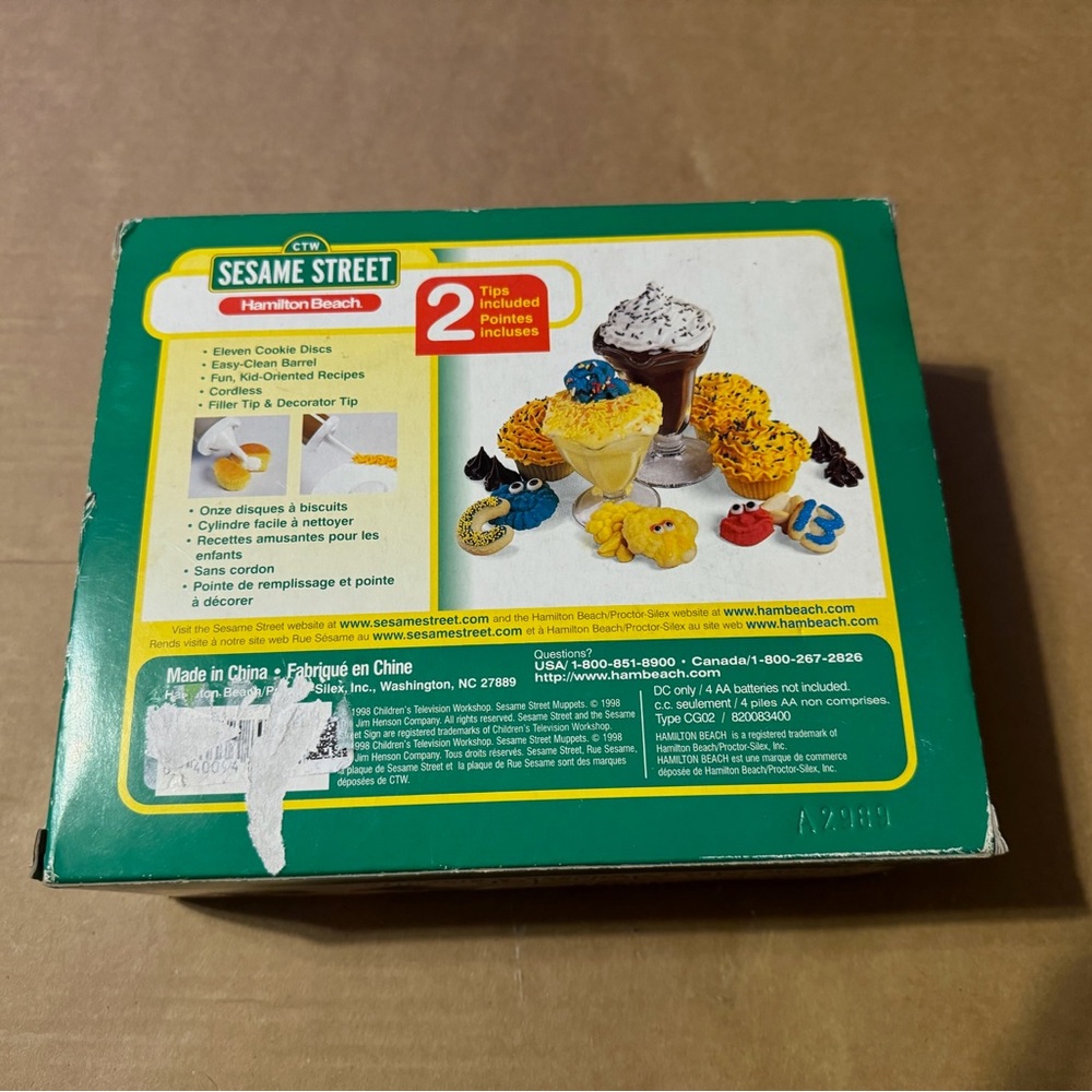 Vintage Hamilton Beach Sesame Street Cookie Press Electric Halloween Treats